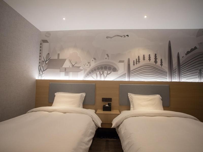 Thank Inn Chain Hotel Hunan Huaihua Hecheng District South High Speed Rail Station Exterior foto