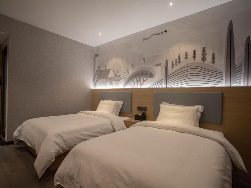 Thank Inn Chain Hotel Hunan Huaihua Hecheng District South High Speed Rail Station Exterior foto